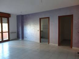 Appartamento bilocale in vendita a pomezia pomezia centro via rumenia. Appartamenti In Vendita A Pomezia Bocasa