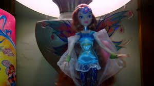 What if she managed to steal a dragon flame spark from her rival and get the. Winx Club Bloomix Power Bloom Doll Review Jakks Pacific Youtube