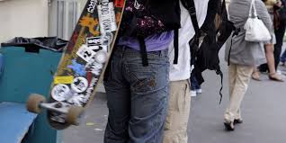 Faire l'amour à 13 ans !!!!!? La Vie Sexuelle Des Adolescents Echappe Aux Parents