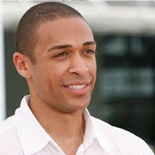 Light Skinned Black Actor With Green Eyes Pin On Eye Candy
