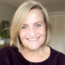 This weekend I graduated from Louisiana State University with a  undergraduate degree in Marketing B.S. and a minor in Entrepreneurship. As  I close one great chapter in my life I will begin