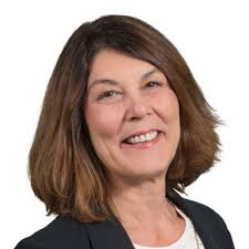 I will share why partnering with expert stagers helps us create  market-ready homes that attract more buyers and sell faster.