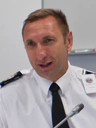 File:WO1 Terry Case speaks during a NATO NCO strategy session (cropped).jpg 