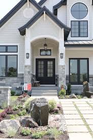 Beautiful Exterior Home Design Trends In 2020 Modern Farmhouse Exterior House Paint Exterior Exterior Design