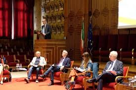 Assegnato ieri sera durante la serata condotta da andrea delogu il premio campiello, . Premio Campiello 2021 L Assessore Zuin Alla Cerimonia Di Selezione Della Cinquina Dei Finalisti Comune Di Venezia Live Le Notizie Di Oggi E I Servizi Della Citta