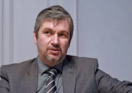 Hadházy Ákos a zuglói előválasztásról és az őt fideszes propagandavideóval  támadó Tóth Csabáról