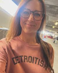 Dana Staniec's Instagram, Twitter & Facebook