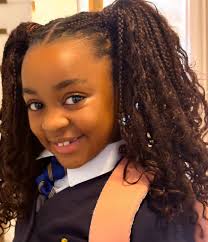 Wishing good night to friends