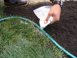 How to create an inexpensive mulch and stone walkway How To Add A Border To A Garden How Tos Diy