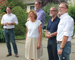 We did not find results for: Die Rheinland Pfalzische First Lady Gibt Sich Die Ehre Boulevard Weinstrasse