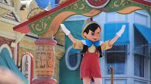 Umur kisah dongeng klasik ini juga terbilang lebih tua dari pinokio. Cerita Dongeng Pinokio Si Anak Kayu Beserta Ulasannya 2021 Poskata