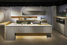 Luxury Kitchen Designer Poggenpohl Us Debuts New Grey Finish Kitchen Design Luxury Kitchens Kitchen Interior