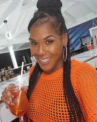 living my life & enjoying my peace….everything else is background noise🫧🌹 