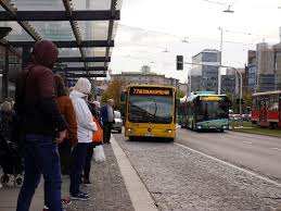 Przedsiębiorstwo komunikacji miejskiej nie należy do najtańszych przewoźników na linii z katowic do katowice airport. Dzien Dobry Katowice Od Dzisiaj Kursuja Nowe Autobusy Na Lotnisko W Pyrzowicach Katowice24