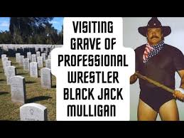 Visiting Grave of Professional Wrestler “BlackJack Mulligan” Robert Windham