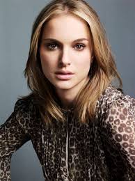 The actress took a screenshot of a headline. Natalie Portman Festival De Cannes 2021