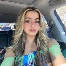 5' 4 height in centimeters: Addison Rae Biography Age Wiki Height Weight Family Boyfriend Birthday 2021