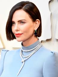 Try these amazing formal hairstyles for short hair at your next big event! 30 Chic And Gorgeous Wedding Hairstyles For Short Hair