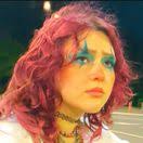 Mladá speváčka Gigi Ann spieva Breathless