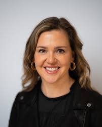 Kimberly Joubert's Instagram, Twitter & Facebook