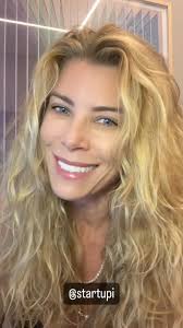 Link da coluna de aquisição de clientes B2C tá na bio!! , Logo a @startupi  libera o artigo sobre aquisição B2B.. ☺️, Torcendo por você! , Conta comigo  e com a @antlerglobal! 🚀