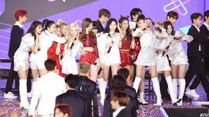 By eunice dawson oct 28, . Twice S Momo Fulfilled Fans Wishes With The Help Of Itzy S Yuna Kpophit Kpop Hit