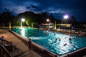 Mitternachtsbaden Im Solefreibad Bad Friedrichshall Die Etwas Andere Entspannung Weinsberg Meine Stimme