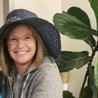 Cynthia Hartley's Instagram, Twitter & Facebook