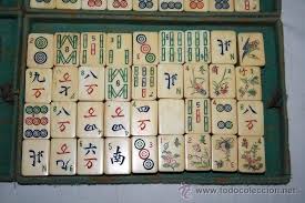 El objetivo es hacer coincidir las fichas que están abiertas a los lados. Magnifico Juego Mahjong Chino Fichas De Hue Verkauft In Auktion 34191081
