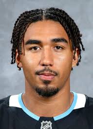 Player photos for the 2017-18 Kamloops Blazers at hockeydb.com