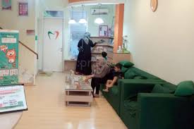 Mendiagnosis dan mengobati masalah pada gigi, gusi, dan bagian mulut pasien. Doctors In South Tangerang Book Appointment Online View Fees Feedback Page 12 Practo