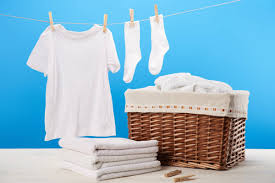 Mengetahui cara mencuci baju adalah keterampilan hidup yang penting, apalagi jika baju mulai bau. Mencuci Pakaian Stok Foto Mencuci Pakaian Gambar Bebas Royalti Depositphotos