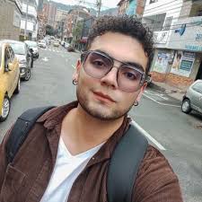 Bailey Spalding (@BaileyAlways)