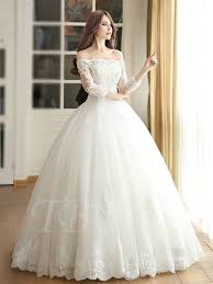 Off The Shoulder Ball Gown 3 4 Length Sleeve Wedding Dress Wedding Dresses Ball Gown Wedding Dress Wedding Dress Long Sleeve