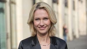 Deutsche familienministerin giffey tritt zurück. Manuela Schwesig Stern De
