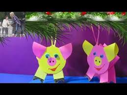 как сделать новогоднюю поделку своими руками в детский сад Novogodnie Podelki Svoimi Rukami Idei Svinki Elochnye Igrushki Iz Bumagi Prostye Podelki S Detsadovskie Hudozhestvennye Proekty Prostye Podelki Novogodnie Podelki