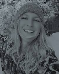 Amanda Mae Harding (@amandamaeharding) • Instagram photos and videos