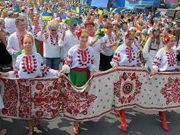 Цьогоріч свято випадає на 20 травня і долучитися може кожен, а поздоровити близьких можна привітання з днем вишиванки українською мовою. Den Vishivanki Istoriya Ta Cikavi Fakti Pro Svyato