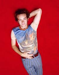 That '70s show star danny masterson has been charged with raping three women in separate incidents between 2001 and 2003, according to a complaint issued wednesday by the los angeles county district attorney's office. Die Wilden Siebziger Hyde Das Macht Danny Masterson Heute