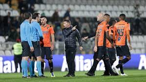 Pode assistir aos jogos utilizando o sistema de. Portimonense Protesta Jogo Com O Sporting Sporting Jornal Record