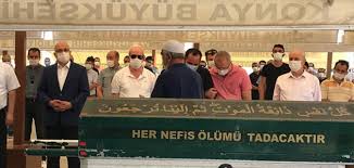 Konya balık halinde silahlı kavga: Konya Da Aci Olay Ogretmen Cift Canli Ders Verirken Bebekleri Balkondan Dustu