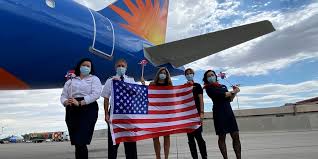 In this episode, we go over on how to become a flight attendant with allegiant air. Allegiant Air Allegiant Twitter