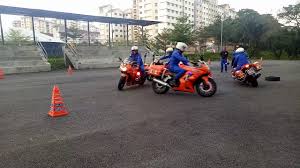 From green and red to blue and orange. Amphibious Sealegs Lengkapkan Aset Apm By Sinar Harian