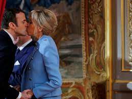La première version de cette page non officielle consacrée à brigitte macron a été piratée. What If Brigitte Macron Were An Ordinary Looking Sixtysomething
