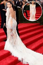 As soon as we started comparing kim kardashian's roberto cavalli met gala dress to beyoncé's 2012 givenchy number, kim named her true inspiration for the look: Pin On Elle S Red Carpet Fashion Report