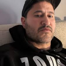 Edwin Castro (@EdwinCastr99605)