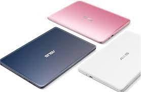 Pada tahun sekarang ini, asus memproduksi windows 8 yang sangat canggih. Asus E203mah Laptop Mini Bertenaga Celeron N4000 Gemini Lake