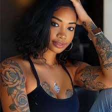 Arica Parker's Instagram, Twitter & Facebook