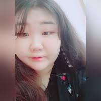 Gyeongrim (Celia) Han