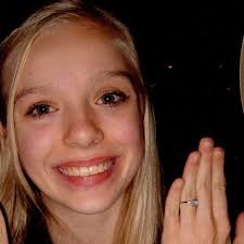 Kat Freya (@freyafleurs) • Instagram photos and videos